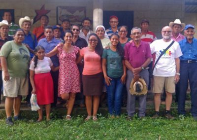descartados-mayores-el-salvador-03