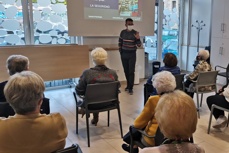 Asociaciones de personas mayores de Donosti