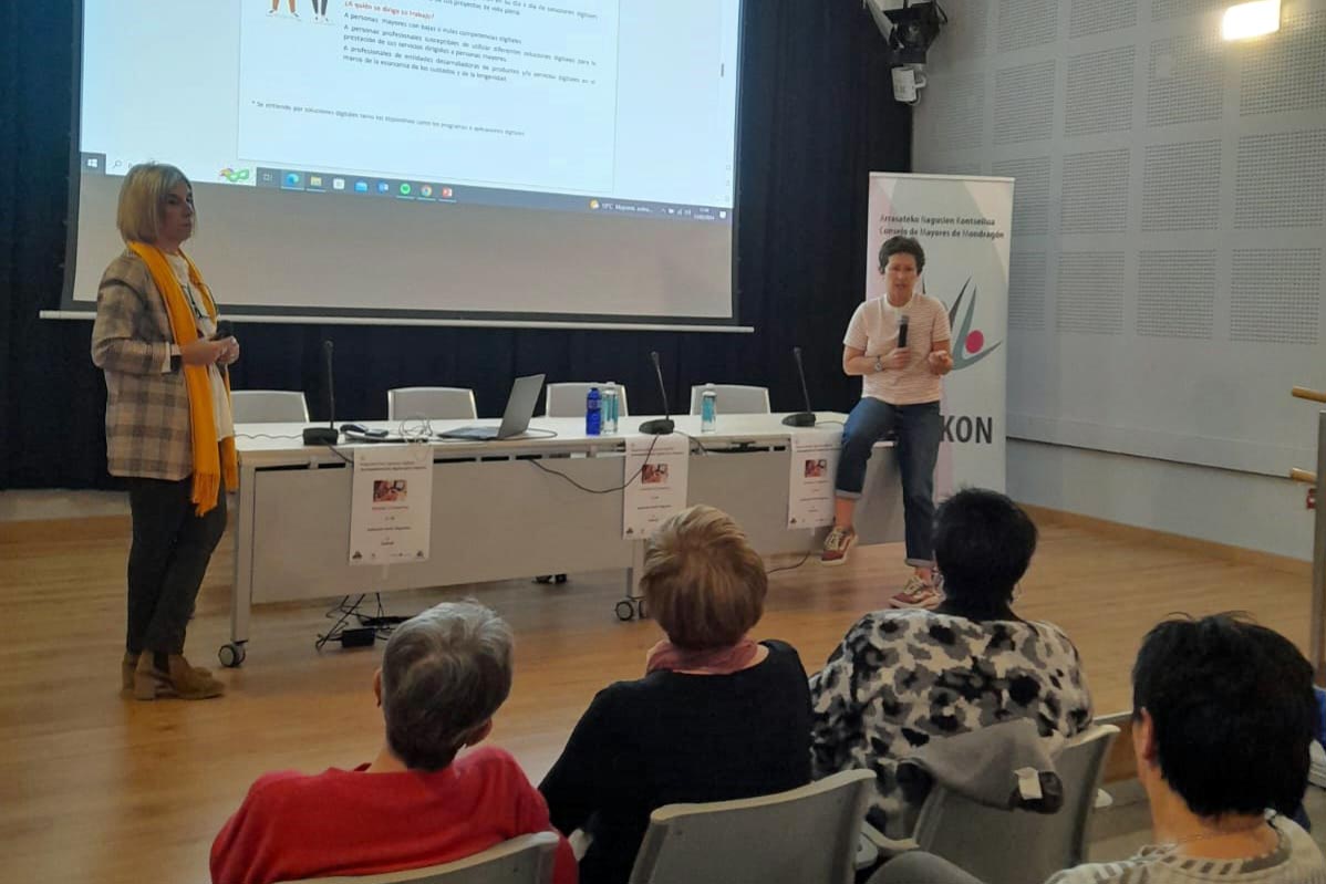 Jornada Acompañamiento digital para mayores