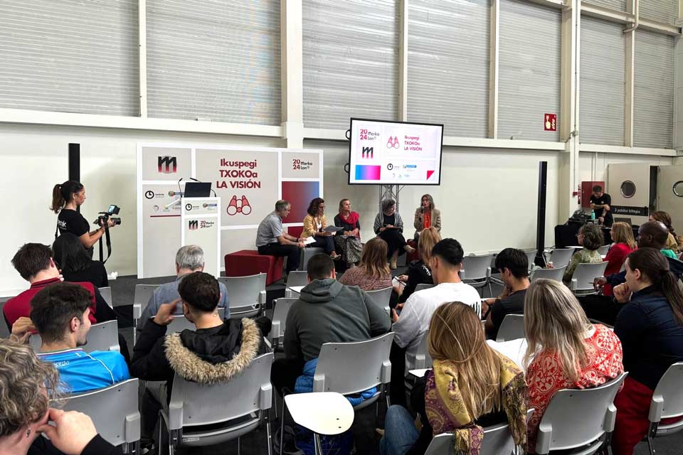 Susana Moreno en la feria de empleo Merkalan